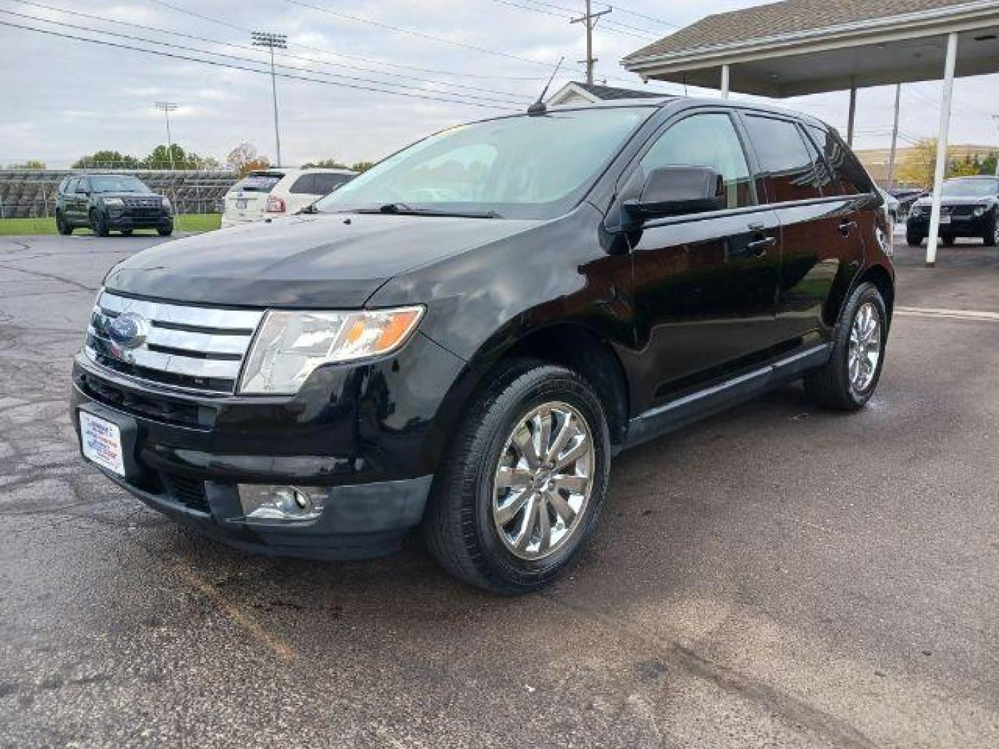 2007 Black Ford Edge SEL Plus FWD (2FMDK39C67B) with an 3.5L V6 DOHC 24V engine, 6-Speed Automatic transmission, located at 4508 South Dixie Dr, Moraine, OH, 45439, (937) 908-9800, 39.689976, -84.218452 - Photo#2