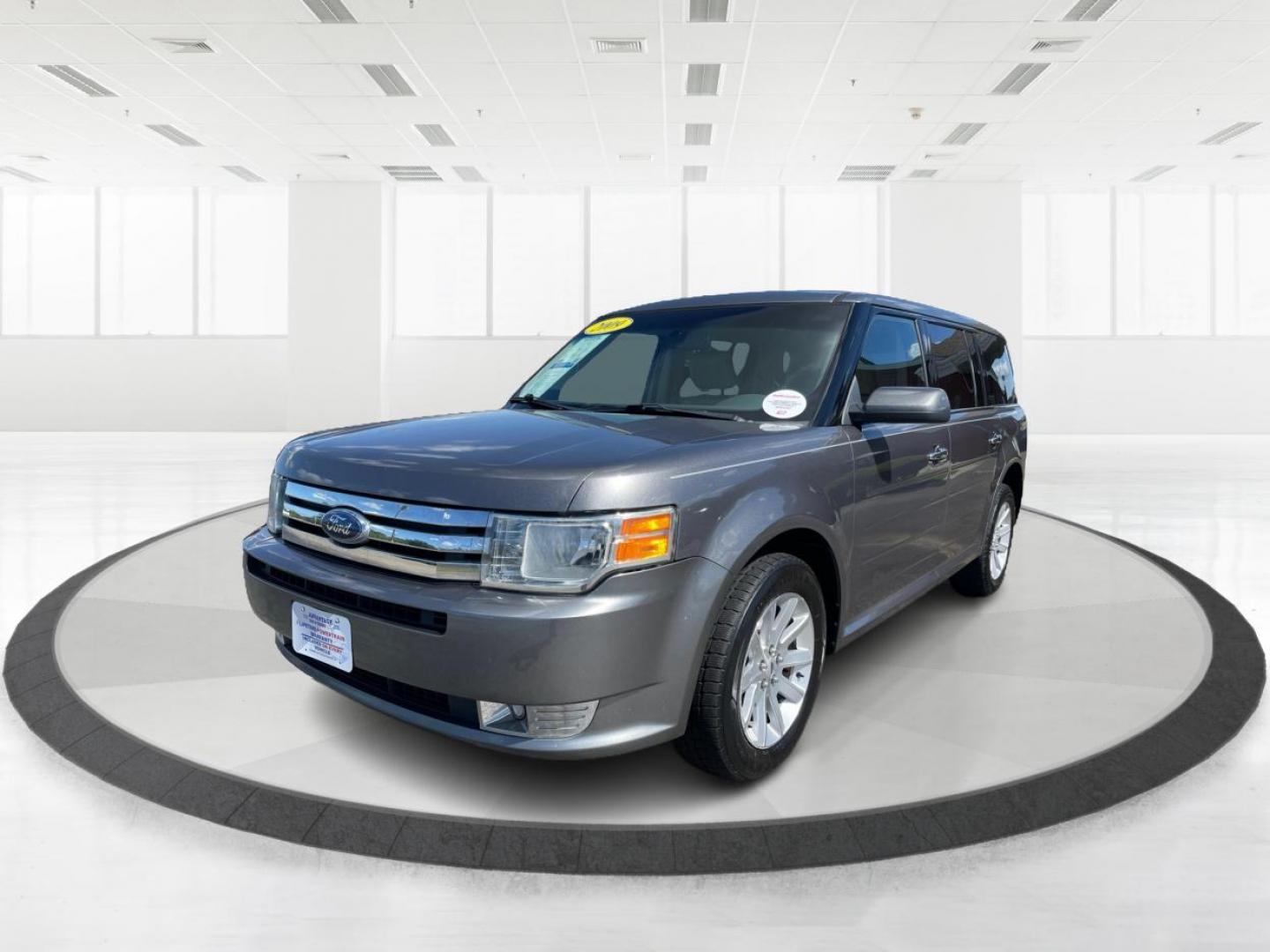 2009 Sterling Grey Metallic Ford Flex SEL FWD (2FMDK52C09B) with an 3.5L V6 DOHC 24V engine, 6-Speed Automatic transmission, located at 4508 South Dixie Dr, Moraine, OH, 45439, (937) 908-9800, 39.689976, -84.218452 - Photo#7