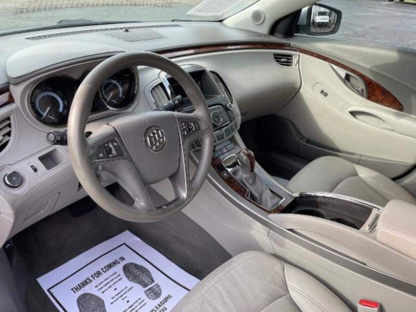 2010 Quicksilver Metallic Buick LaCrosse CXL FWD (1G4GC5EG9AF) with an 3.0L V6 DOHC 24V engine, 6-Speed Automatic transmission, located at 4508 South Dixie Dr, Moraine, OH, 45439, (937) 908-9800, 39.689976, -84.218452 - Photo#6