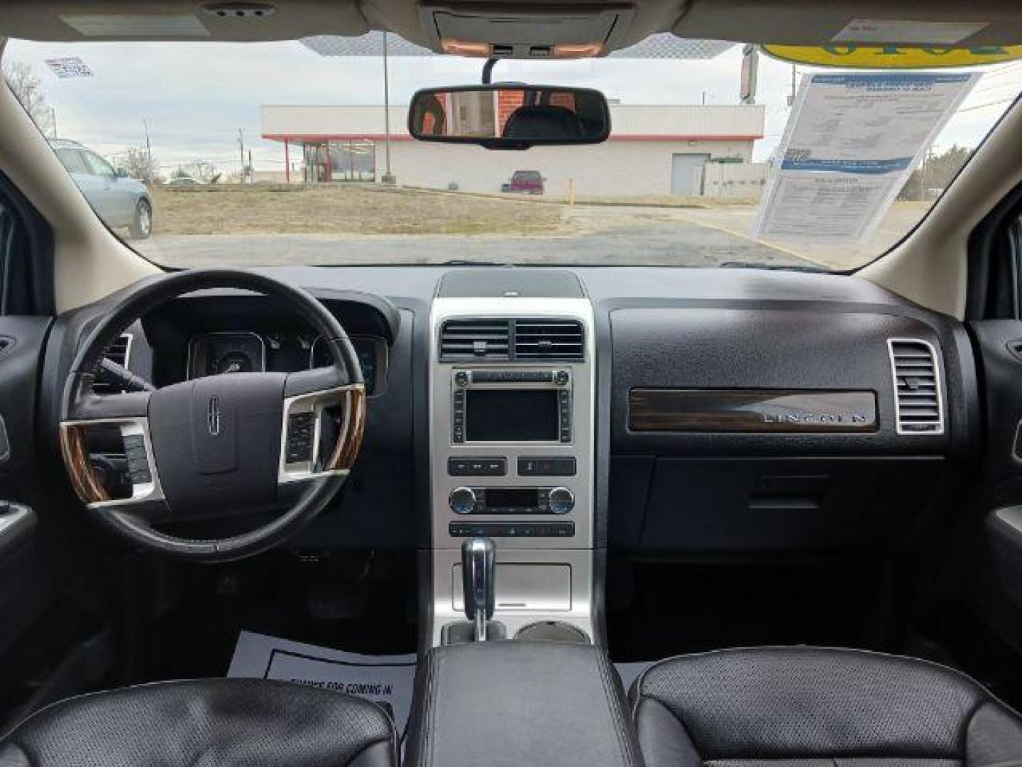 2010 Tuxedo Black Metallic Lincoln MKX AWD (2LMDJ8JC6AB) with an 3.5L V6 DOHC 24V engine, 6-Speed Automatic transmission, located at 880 E. National Road, Vandalia, OH, 45377, (937) 908-9800, 39.891918, -84.183594 - Photo#7