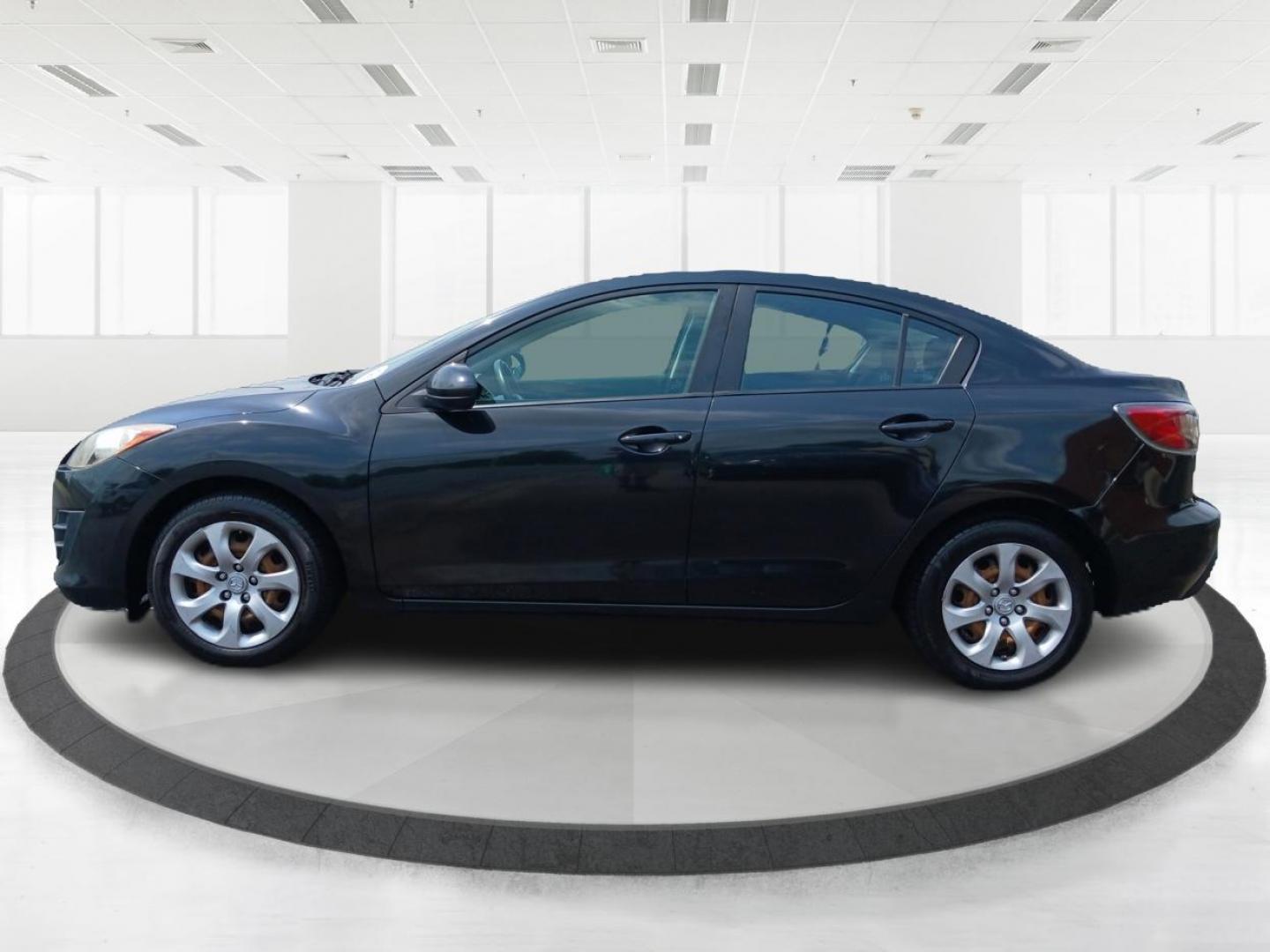 2010 Black Mica Mazda MAZDA3 (JM1BL1SG9A1) with an 2.0L L4 DOHC 16V engine, located at 1184 Kauffman Ave, Fairborn, OH, 45324, (937) 908-9800, 39.807072, -84.030914 - Photo#5