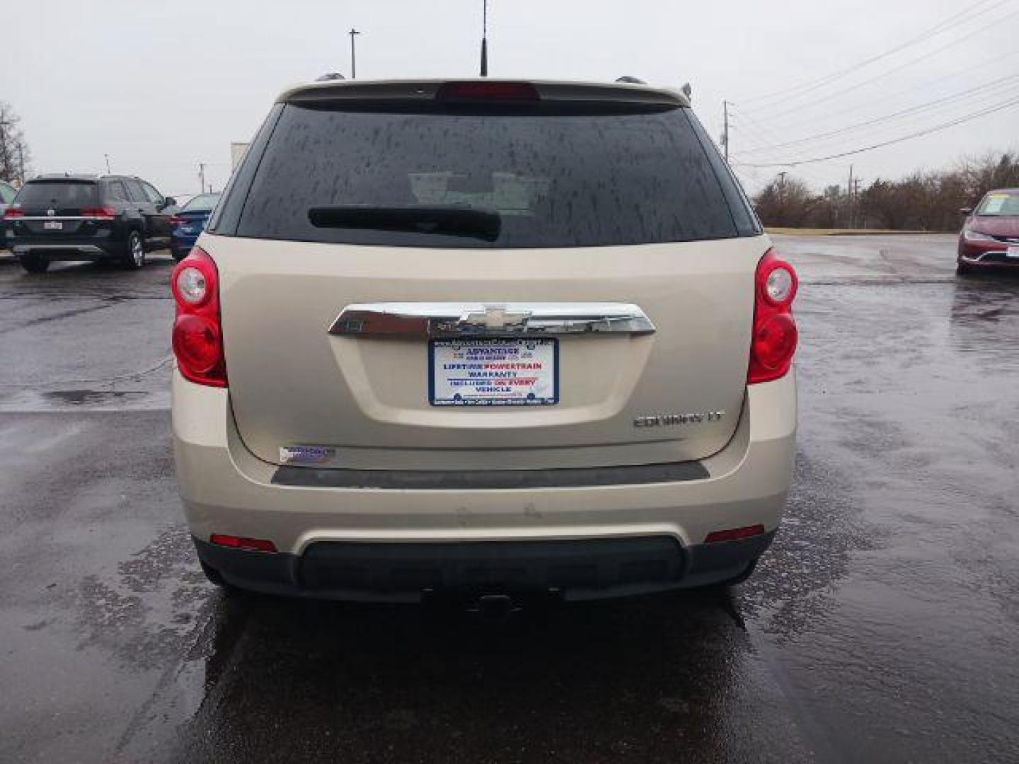 2011 Gold Mist Metallic Chevrolet Equinox 1LT 2WD (2GNALDEC2B1) with an 2.4L L4 DOHC 16V engine, 6-Speed Automatic transmission, located at 1099 N County Rd 25A, Troy, OH, 45373, (937) 908-9800, 40.057079, -84.212883 - Photo#5