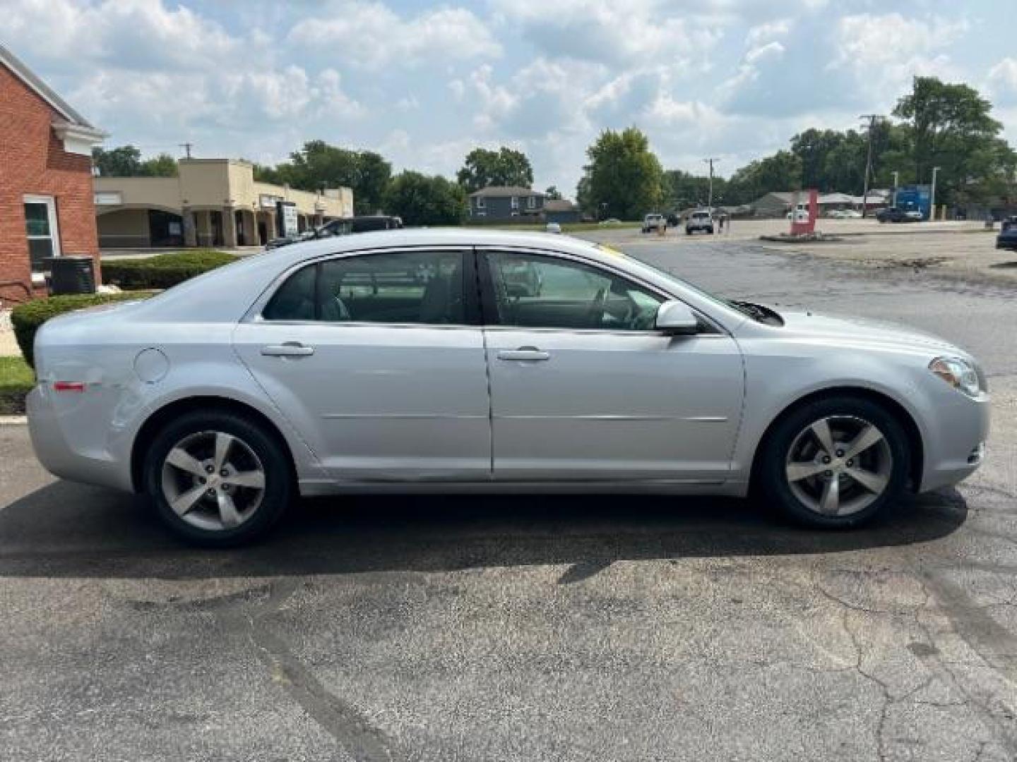 2011 Silver Ice Metallic Chevrolet Malibu 1LT (1G1ZC5E14BF) with an 2.4L L4 DOHC 16V engine, 6-Speed Automatic transmission, located at 401 Woodman Dr, Riverside, OH, 45431, (937) 908-9800, 39.760899, -84.123421 - Photo#5