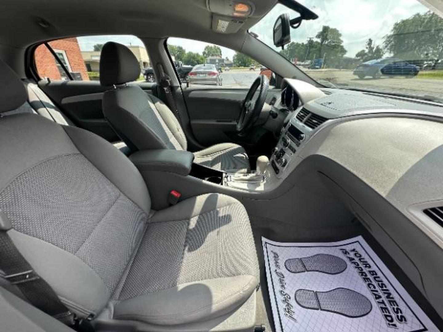 2011 Silver Ice Metallic Chevrolet Malibu 1LT (1G1ZC5E14BF) with an 2.4L L4 DOHC 16V engine, 6-Speed Automatic transmission, located at 401 Woodman Dr, Riverside, OH, 45431, (937) 908-9800, 39.760899, -84.123421 - Photo#8