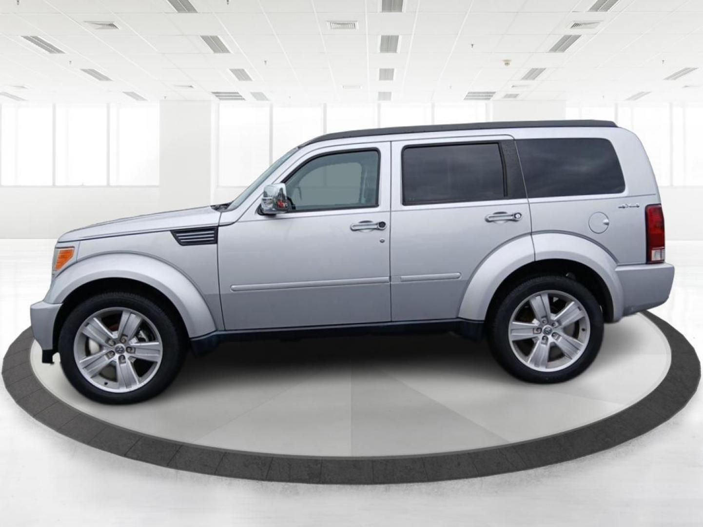 2011 Dodge Nitro Heat 4WD (1D4PU4GK9BW) with an 3.7L V6 SOHC 12V engine, 4-Speed Automatic transmission, located at 1951 S Dayton Lakeview Rd., New Carlisle, OH, 45344, (937) 908-9800, 39.890999, -84.050255 - 2011 Dodge Nitro Heat 4WD - Photo#5