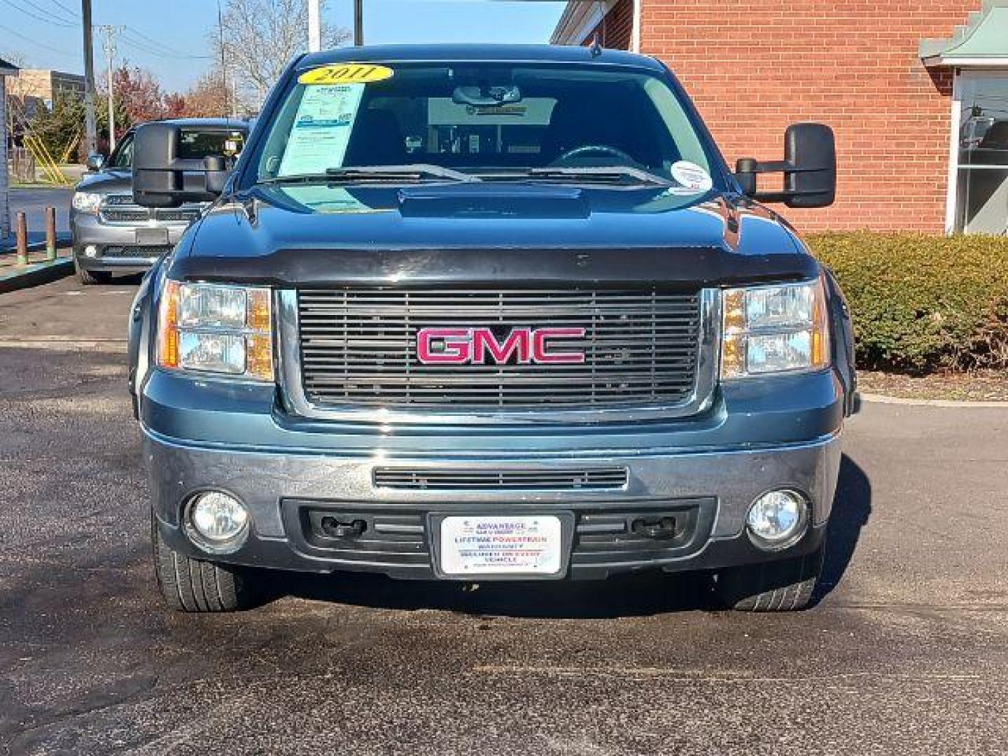 2011 Midnight Blue Metallic GMC Sierra 1500 SLE Ext. Cab 4WD (1GTR2VE32BZ) with an 5.3L V8 OHV 16V FFV engine, 6-Speed Automatic transmission, located at 1184 Kauffman Ave, Fairborn, OH, 45324, (937) 908-9800, 39.807072, -84.030914 - Photo#1