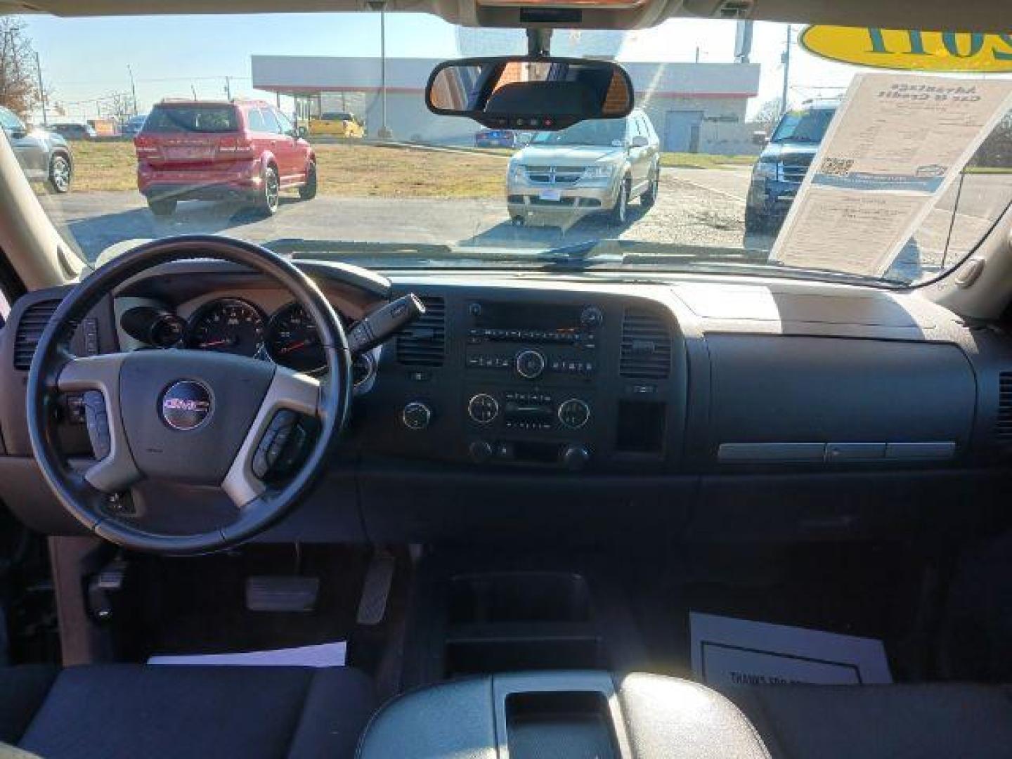 2011 Midnight Blue Metallic GMC Sierra 1500 SLE Ext. Cab 4WD (1GTR2VE32BZ) with an 5.3L V8 OHV 16V FFV engine, 6-Speed Automatic transmission, located at 1184 Kauffman Ave, Fairborn, OH, 45324, (937) 908-9800, 39.807072, -84.030914 - Photo#7