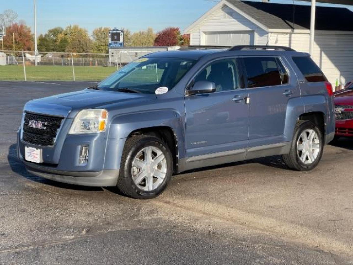 2011 Steel Blue Metallic /Jet Black Cloth Interior GMC Terrain SLE2 FWD (2CTALSEC6B6) with an 2.4L L4 DOHC 16V engine, 6-Speed Automatic transmission, located at 880 E. National Road, Vandalia, OH, 45377, (937) 908-9800, 39.891918, -84.183594 - Photo#1