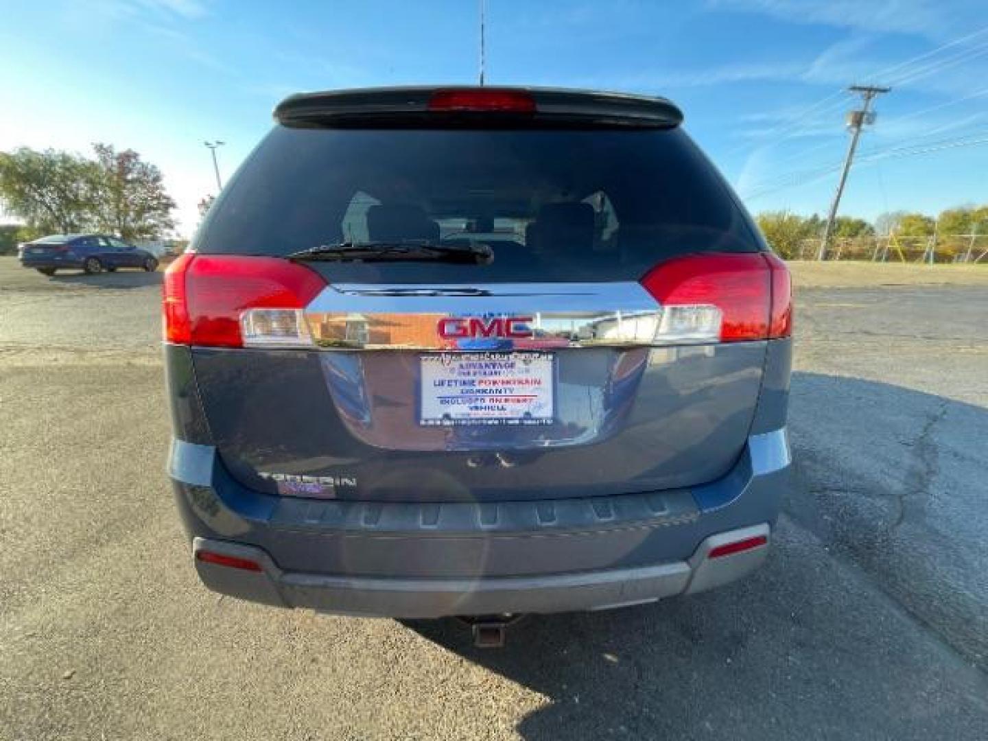 2011 Steel Blue Metallic /Jet Black Cloth Interior GMC Terrain SLE2 FWD (2CTALSEC6B6) with an 2.4L L4 DOHC 16V engine, 6-Speed Automatic transmission, located at 880 E. National Road, Vandalia, OH, 45377, (937) 908-9800, 39.891918, -84.183594 - Photo#4