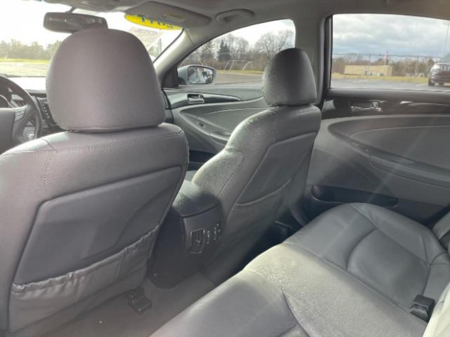 2011 Radiant Silver Metallic Hyundai Sonata Limited Auto (5NPEC4AC6BH) with an 2.4L L4 DOHC 16V engine, 6-Speed Automatic transmission, located at 880 E. National Road, Vandalia, OH, 45377, (937) 908-9800, 39.891918, -84.183594 - Photo#10