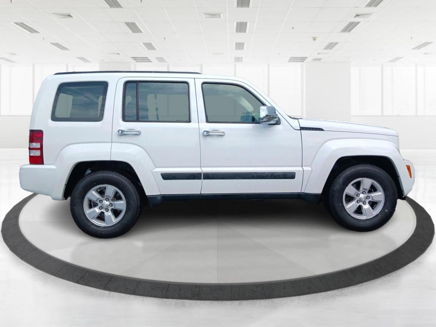 2011 Bright White Jeep Liberty (1J4PN2GK0BW) with an 3.7L V6 SOHC 12V engine, 4-Speed Automatic transmission, located at 4508 South Dixie Dr, Moraine, OH, 45439, (937) 908-9800, 39.689976, -84.218452 - Photo#1