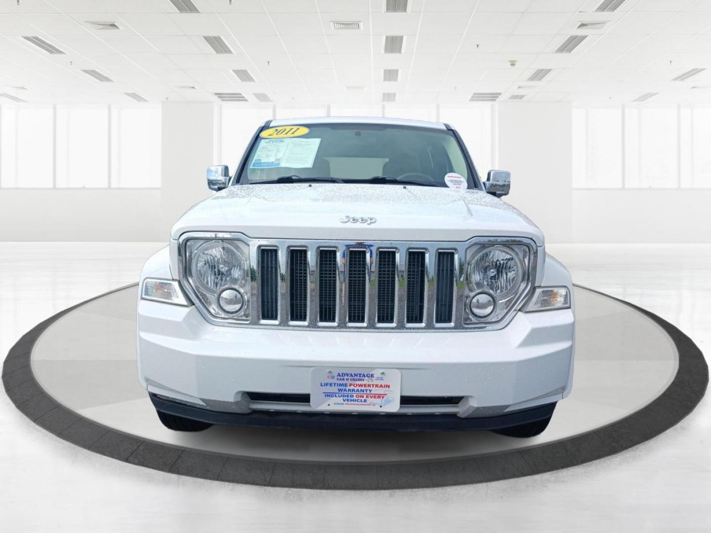 2011 Bright White Jeep Liberty (1J4PN2GK0BW) with an 3.7L V6 SOHC 12V engine, 4-Speed Automatic transmission, located at 4508 South Dixie Dr, Moraine, OH, 45439, (937) 908-9800, 39.689976, -84.218452 - Photo#6