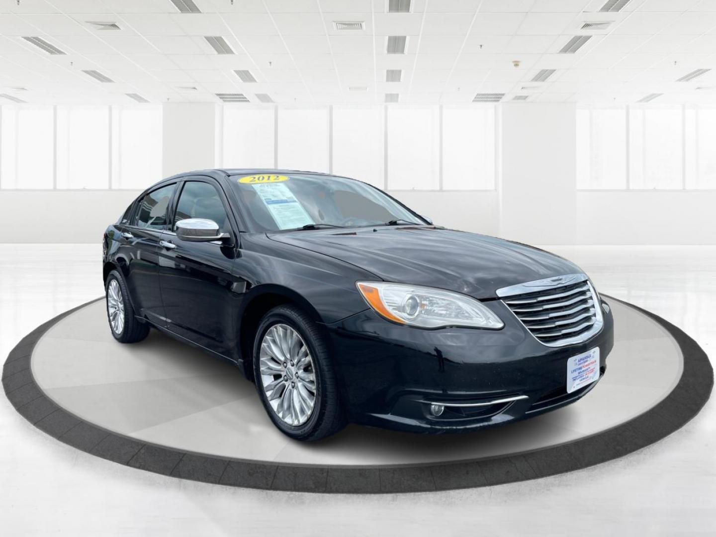 2012 Black Chrysler 200 (1C3CCBCG4CN) with an 3.6L V6 DOHC 24V FFV engine, 6-Speed Automatic transmission, located at 1099 N County Rd 25A, Troy, OH, 45373, (937) 908-9800, 40.057079, -84.212883 - Photo#0