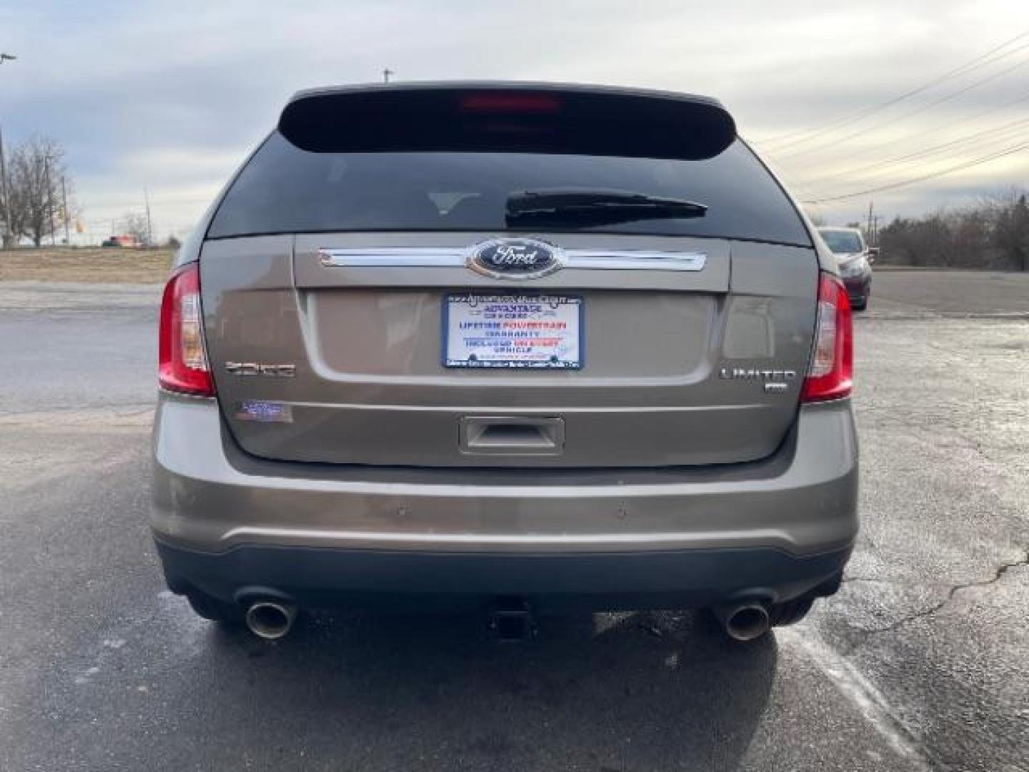 2012 Mineral Gray Metallic Ford Edge Limited AWD (2FMDK4KC7CB) with an 3.5L V6 DOHC 24V engine, 6-Speed Automatic transmission, located at 1951 S Dayton Lakeview Rd., New Carlisle, OH, 45344, (937) 908-9800, 39.890999, -84.050255 - Photo#5