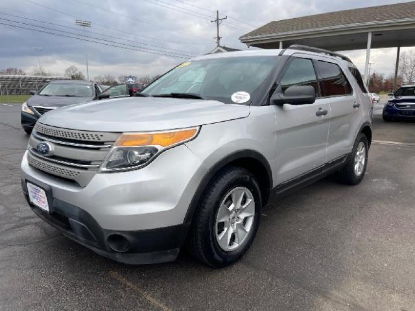 2012 Ingot Silver Metallic Ford Explorer Base FWD (1FMHK7B86CG) with an 3.5L V6 DOHC 24V engine, 6-Speed Automatic transmission, located at 1099 N County Rd 25A, Troy, OH, 45373, (937) 908-9800, 40.057079, -84.212883 - Photo#1