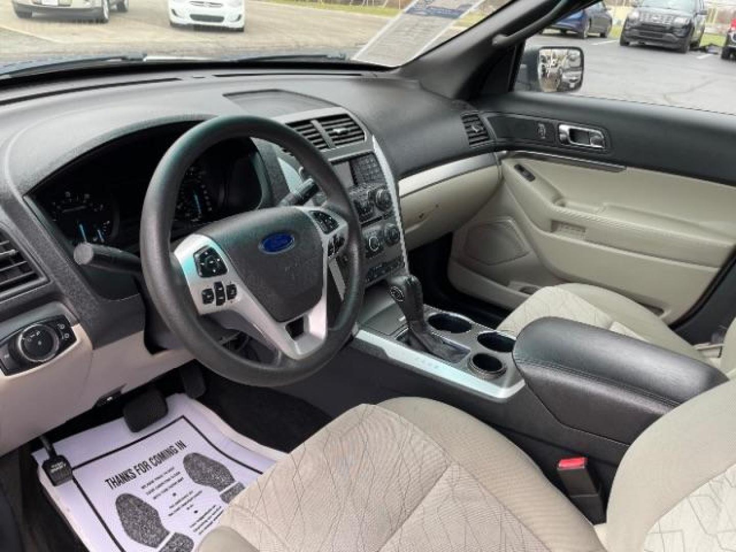 2012 Ingot Silver Metallic Ford Explorer Base FWD (1FMHK7B86CG) with an 3.5L V6 DOHC 24V engine, 6-Speed Automatic transmission, located at 1099 N County Rd 25A, Troy, OH, 45373, (937) 908-9800, 40.057079, -84.212883 - Photo#6