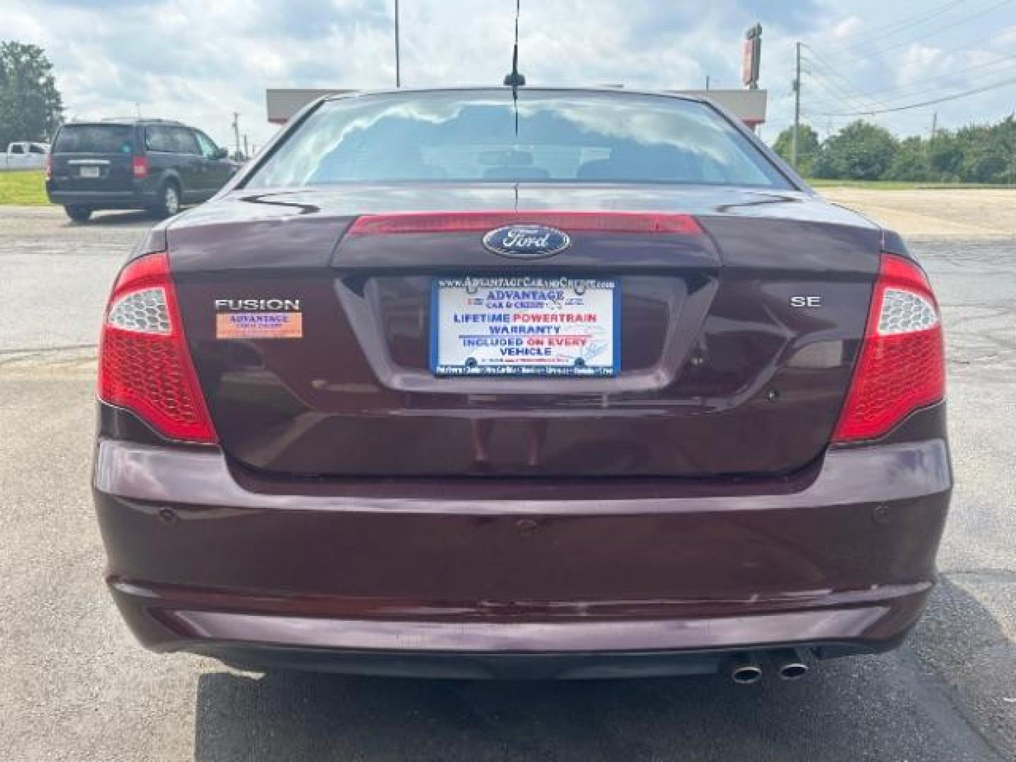 2012 Cinnamon Metallic Ford Fusion SE (3FAHP0HA1CR) with an 2.5L L4 DOHC 16V engine, located at 1230 East Main St, Xenia, OH, 45385, (937) 908-9800, 39.688026, -83.910172 - Photo#4