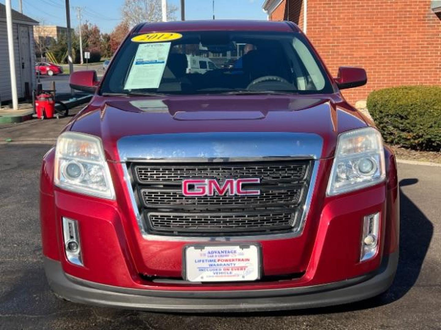 2012 Red GMC Terrain SLE1 FWD (2GKALMEK9C6) with an 2.4L L4 DOHC 16V FFV engine, 6-Speed Automatic transmission, located at 1230 East Main St, Xenia, OH, 45385, (937) 908-9800, 39.688026, -83.910172 - Photo#1