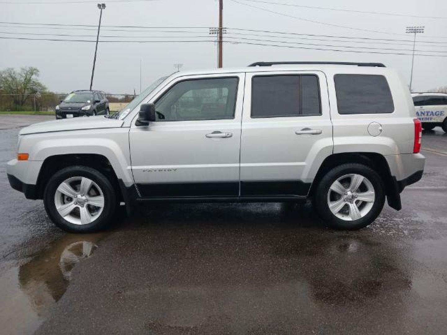 2012 Bright Silver Metallic Jeep Patriot Sport 2WD (1C4NJPBBXCD) with an 2.4L L4 DOHC 16V engine, located at 4508 South Dixie Dr, Moraine, OH, 45439, (937) 908-9800, 39.689976, -84.218452 - Photo#3