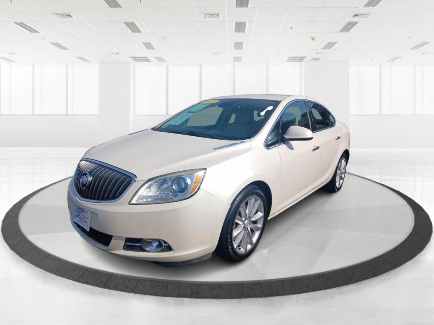 2013 Summit White Buick Verano Leather (1G4PS5SK2D4) with an 2.4L L4 DOHC 16V FFV engine, 6-Speed Automatic transmission, located at 4508 South Dixie Dr, Moraine, OH, 45439, (937) 908-9800, 39.689976, -84.218452 - Photo#7