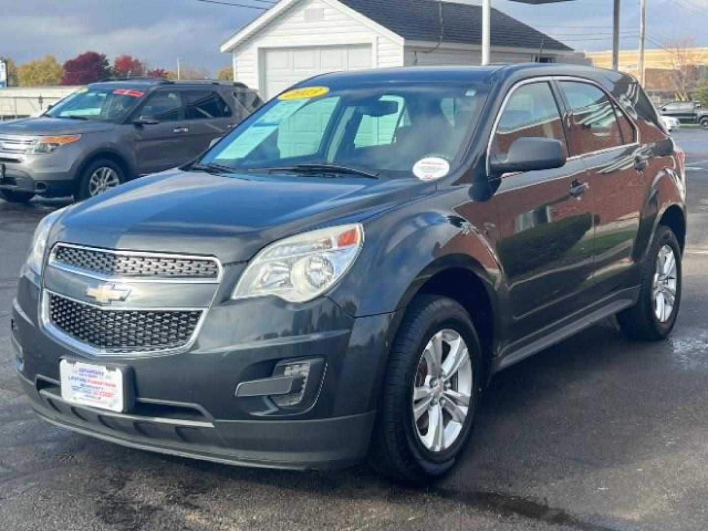 2013 Ashen Gray Metallic Chevrolet Equinox LS 2WD (2GNALBEK5D6) with an 2.4L L4 DOHC 16V engine, 6-Speed Automatic transmission, located at 1184 Kauffman Ave, Fairborn, OH, 45324, (937) 908-9800, 39.807072, -84.030914 - Photo#2