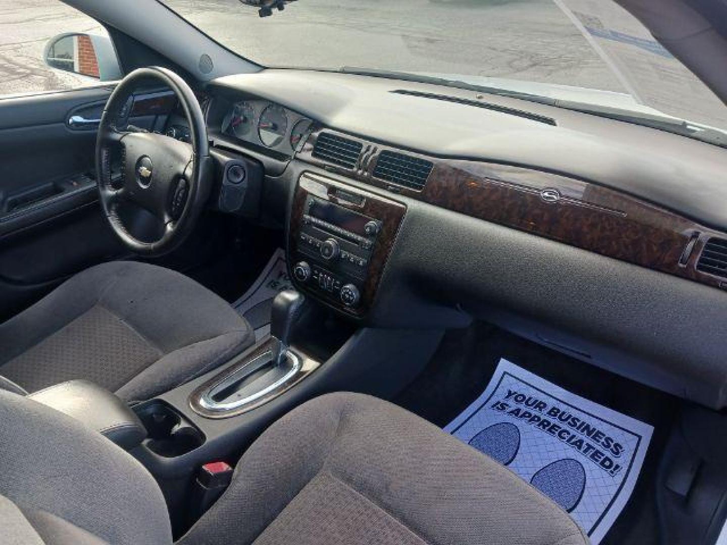 2013 White Chevrolet Impala LT (Fleet) (2G1WG5E34D1) with an 3.6L V6 DOHC 16V FFV engine, 6-Speed Automatic transmission, located at 1951 S Dayton Lakeview Rd., New Carlisle, OH, 45344, (937) 908-9800, 39.890999, -84.050255 - Photo#8