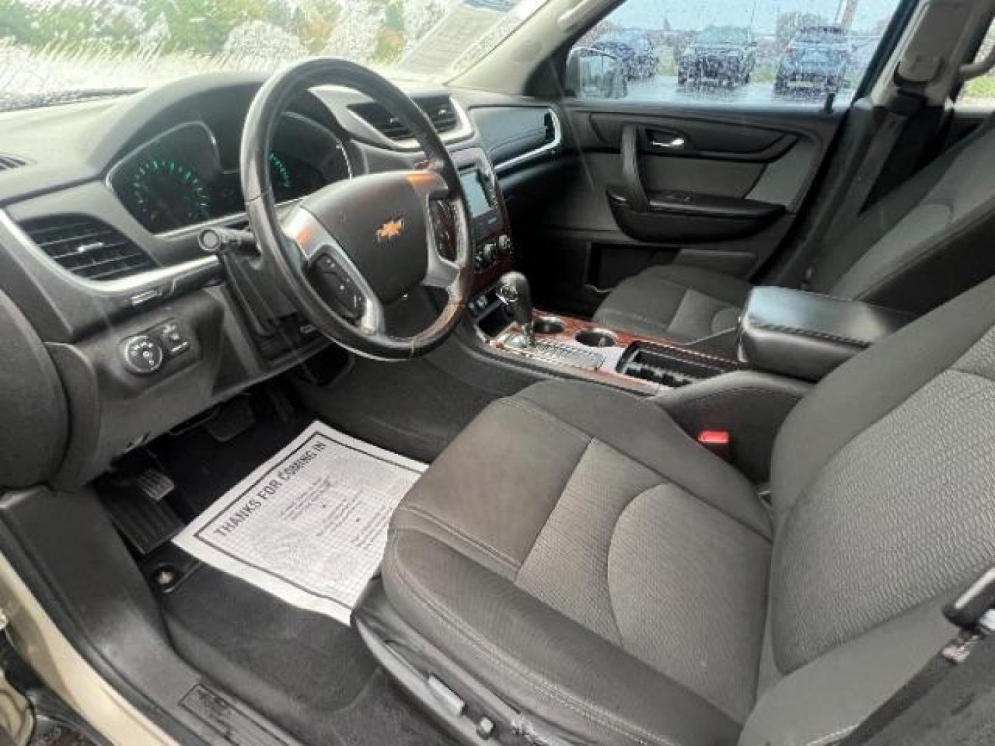 2013 Champagne Silver Metallic Chevrolet Traverse 1LT FWD (1GNKRGKD7DJ) with an 3.6L V6 DOHC 24V engine, 6-Speed Automatic transmission, located at 1230 East Main St, Xenia, OH, 45385, (937) 908-9800, 39.688026, -83.910172 - Third Row - Photo#7