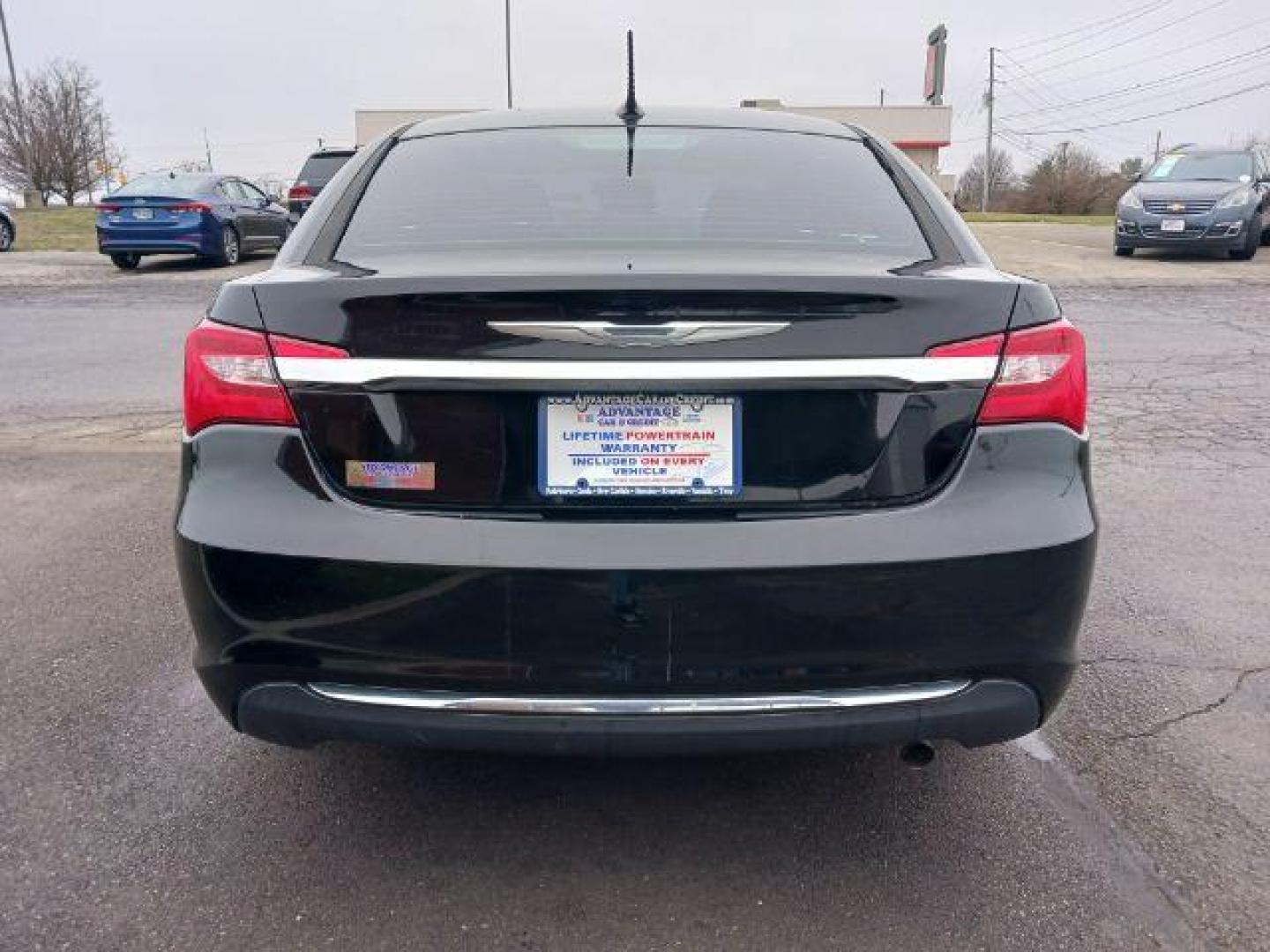 2013 Black Chrysler 200 Touring (1C3CCBBB8DN) with an 2.4L L4 DOHC 16V engine, 6-Speed Automatic transmission, located at 401 Woodman Dr, Riverside, OH, 45431, (937) 908-9800, 39.760899, -84.123421 - Photo#5