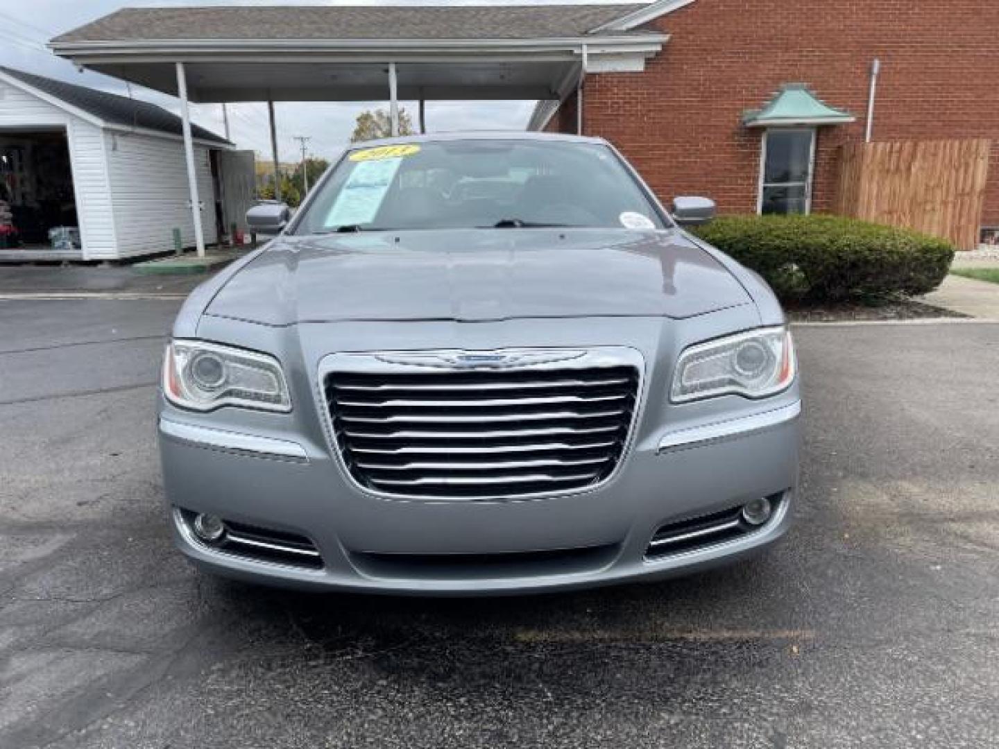 2013 Billet Silver Metallic Chrysler 300 RWD (2C3CCAAG3DH) with an 3.6L V6 SOHC 24V engine, 8-Speed Automatic transmission, located at 1951 S Dayton Lakeview Rd., New Carlisle, OH, 45344, (937) 908-9800, 39.890999, -84.050255 - Photo#5