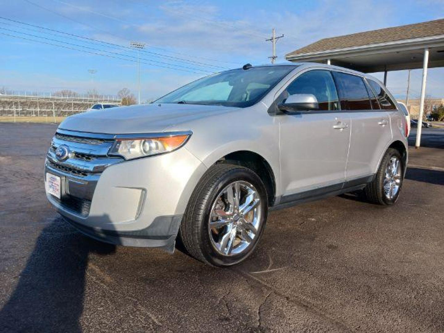 2013 Ford Edge SEL FWD (2FMDK3JC8DB) with an 3.5L V6 DOHC 24V engine, 6-Speed Automatic transmission, located at 4508 South Dixie Dr, Moraine, OH, 45439, (937) 908-9800, 39.689976, -84.218452 - 2013 Ford Edge SEL FWD - Photo#2