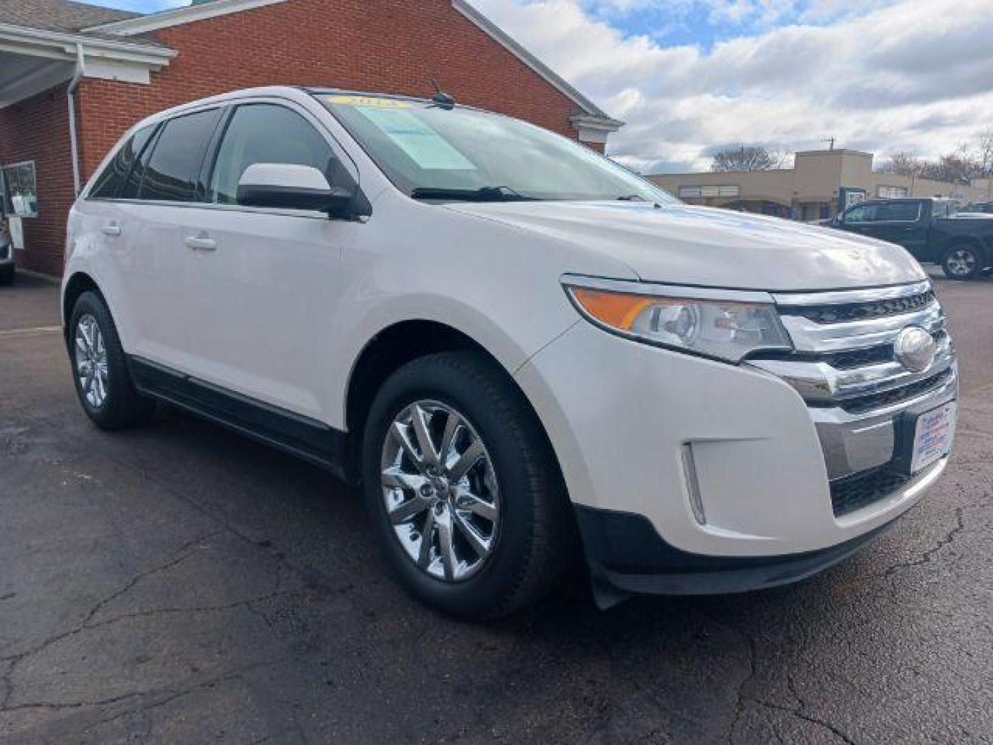 2013 White Platinum Tricoat Metallic Ford Edge Limited FWD (2FMDK3K96DB) with an 2.0L L4 DOHC 16V engine, 6-Speed Automatic transmission, located at 1099 N County Rd 25A, Troy, OH, 45373, (937) 908-9800, 40.057079, -84.212883 - Photo#0