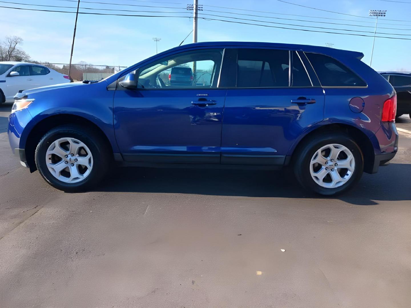 2013 Deep Impact Blue Metallic Ford Edge (2FMDK4JC4DB) with an 3.5L V6 DOHC 24V engine, 6-Speed Automatic transmission, located at 4508 South Dixie Dr, Moraine, OH, 45439, (937) 908-9800, 39.689976, -84.218452 - Photo#5