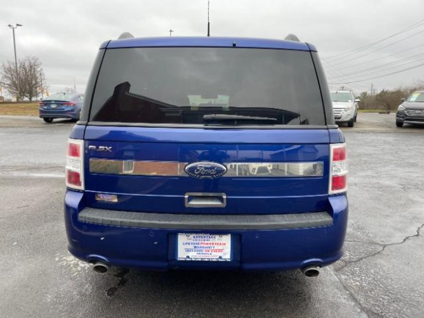 2013 Deep Impact Blue Metallic Ford Flex SE FWD (2FMGK5B8XDB) with an 3.5L V6 DOHC 24V engine, 6-Speed Automatic Overdrive transmission, located at 1951 S Dayton Lakeview Rd., New Carlisle, OH, 45344, (937) 908-9800, 39.890999, -84.050255 - Photo#3