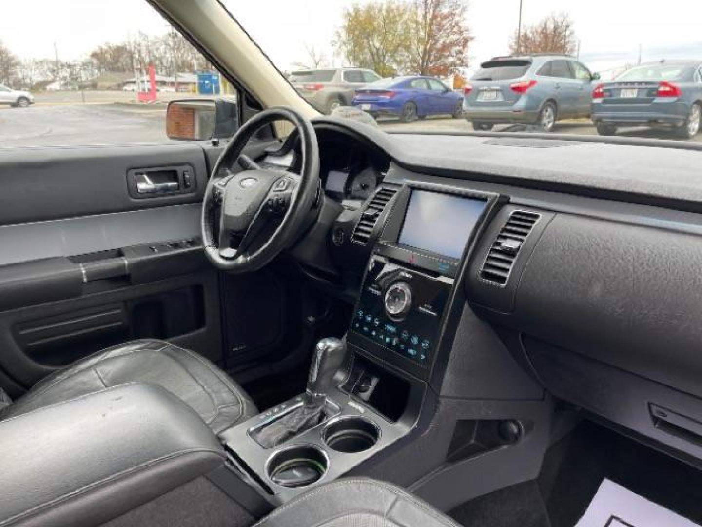 2013 Mineral Gray Metallic Ford Flex Limited AWD (2FMHK6DT2DB) with an 3.5L V6 DOHC 24V engine, 6-Speed Automatic Overdrive transmission, located at 1099 N County Rd 25A, Troy, OH, 45373, (937) 908-9800, 40.057079, -84.212883 - Photo#7