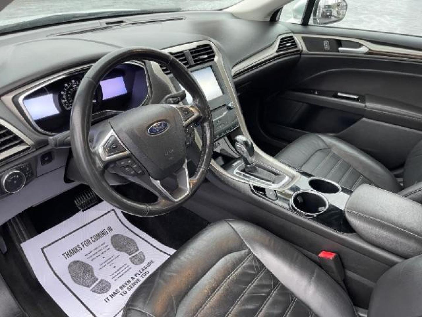 2013 Ingot Silver Ford Fusion SE (3FA6P0HR5DR) with an 1.6L L4 DOHC 16V engine, located at 1099 N County Rd 25A, Troy, OH, 45373, (937) 908-9800, 40.057079, -84.212883 - Photo#5