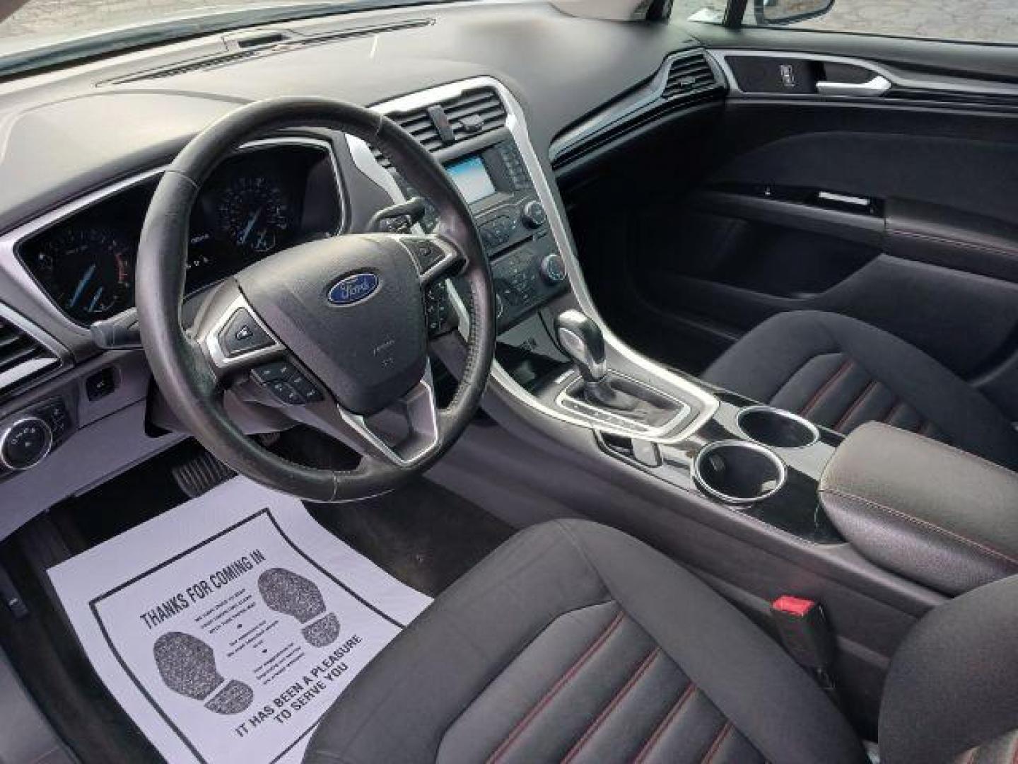 2013 Ingot Silver Ford Fusion SE (3FA6P0H95DR) with an 2.0L L4 DOHC 16V engine, located at 1184 Kauffman Ave, Fairborn, OH, 45324, (937) 908-9800, 39.807072, -84.030914 - Photo#6