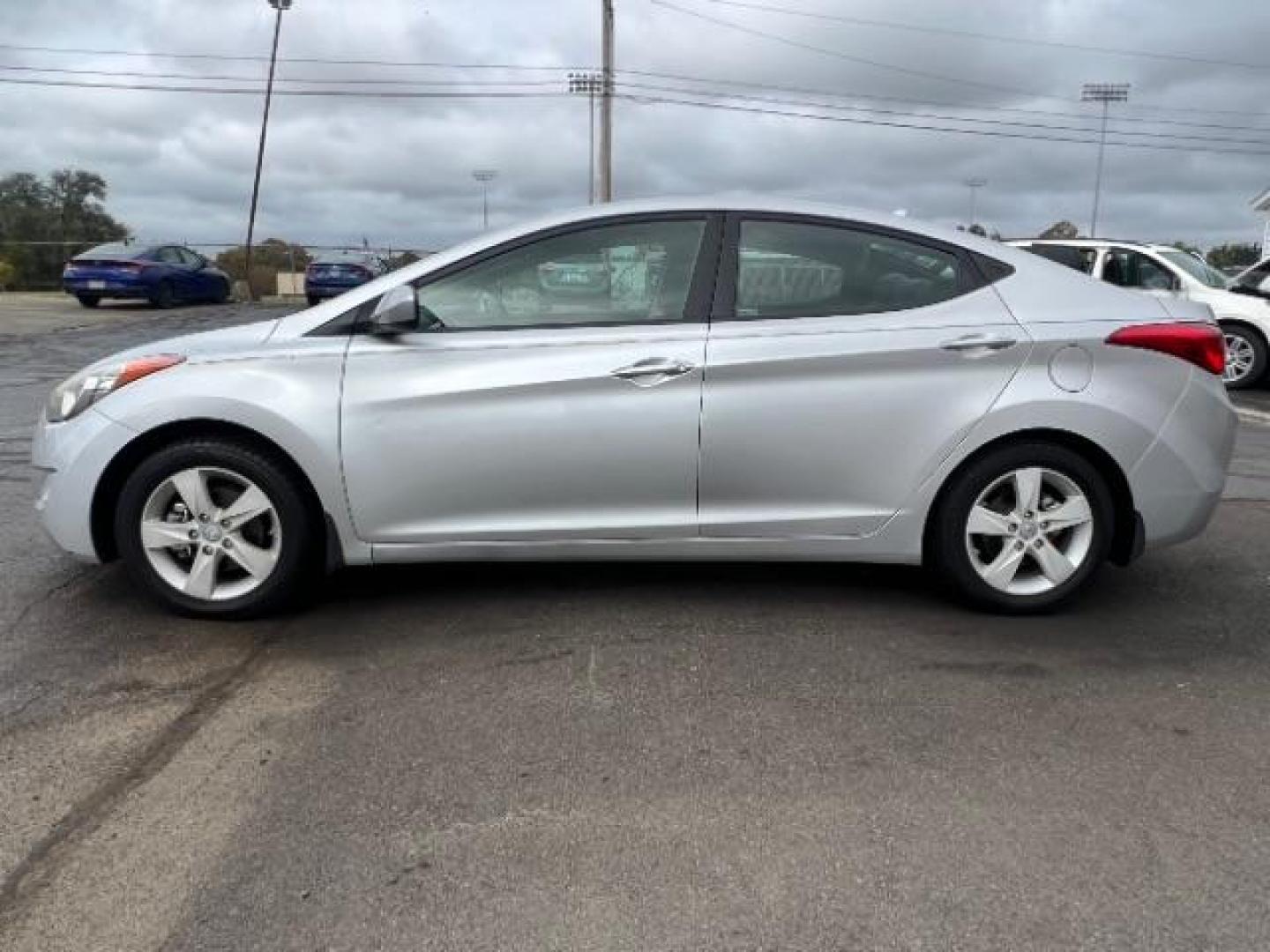 2013 Radiant Silver Metallic Hyundai Elantra GLS A/T (KMHDH4AE5DU) with an 1.8L L4 DOHC 16V engine, 6-Speed Automatic transmission, located at 401 Woodman Dr, Riverside, OH, 45431, (937) 908-9800, 39.760899, -84.123421 - Photo#3