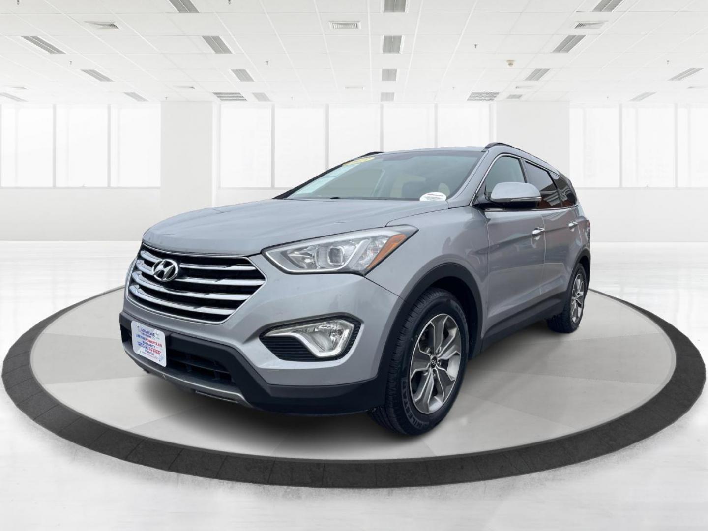 2013 Hyundai Santa Fe GLS AWD (KM8SNDHF7DU) with an 3.3L V6 DOHC 24V engine, 6-Speed Automatic transmission, located at 4508 South Dixie Dr, Moraine, OH, 45439, (937) 908-9800, 39.689976, -84.218452 - 2013 Hyundai Santa Fe GLS AWD - Photo#7