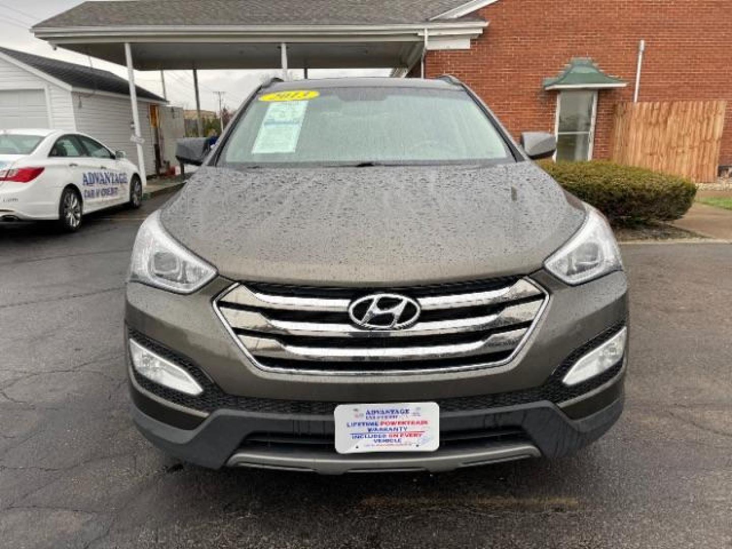 2013 Mineral Gray Hyundai Santa Fe Sport 2.4 AWD (5XYZUDLBXDG) with an 2.4L L4 DOHC 16V engine, 6-Speed Automatic transmission, located at 1230 East Main St, Xenia, OH, 45385, (937) 908-9800, 39.688026, -83.910172 - Photo#5