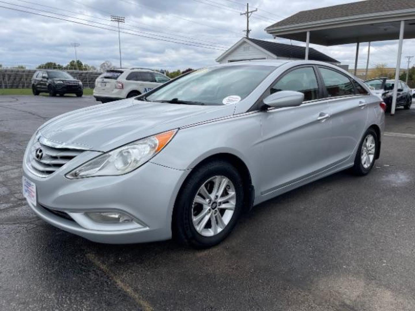 2013 Silver Hyundai Sonata GLS (5NPEB4AC7DH) with an 2.4L L4 DOHC 16V engine, 6-Speed Automatic transmission, located at 4508 South Dixie Dr, Moraine, OH, 45439, (937) 908-9800, 39.689976, -84.218452 - Photo#1