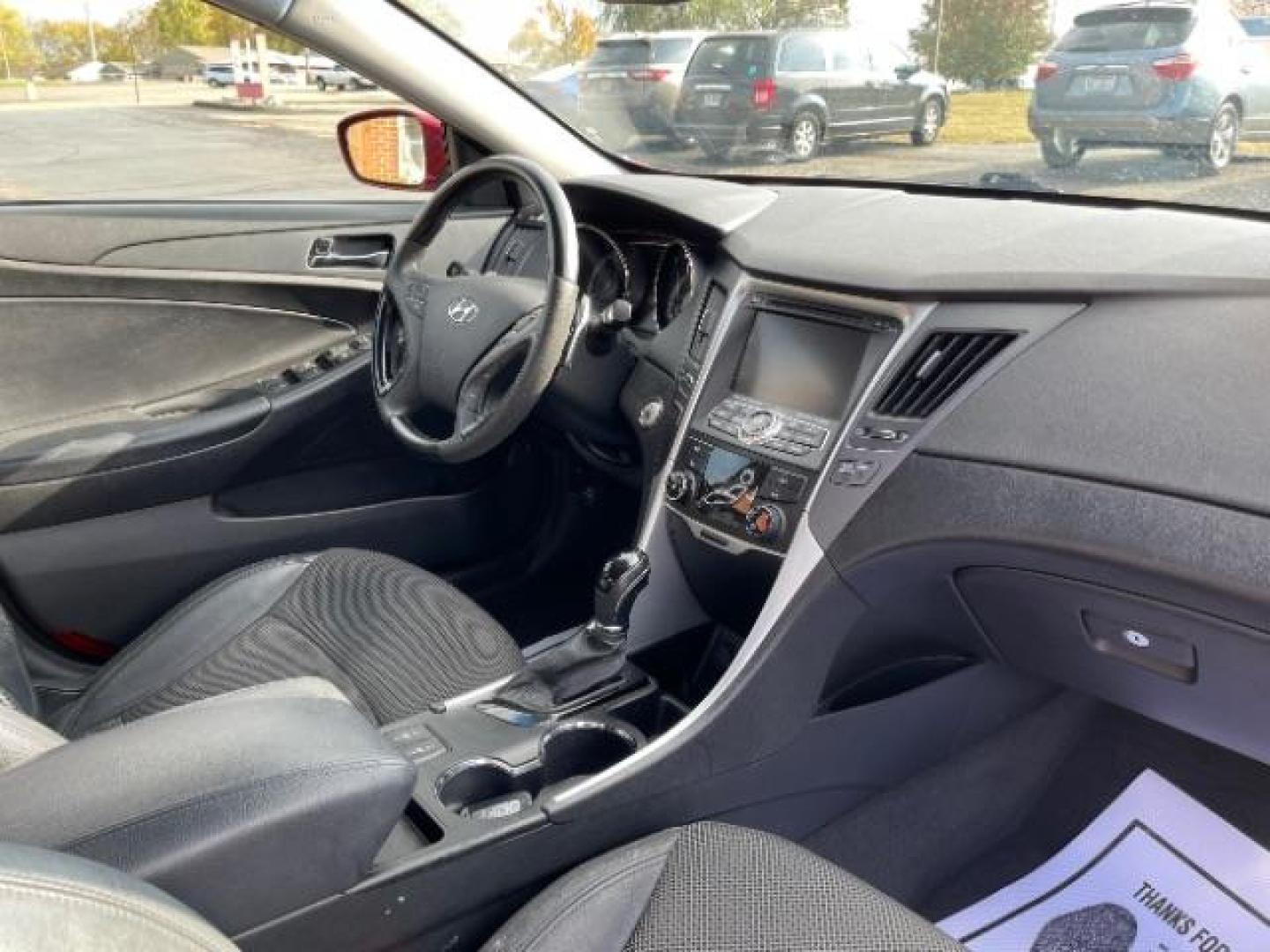 2013 Red Hyundai Sonata SE Auto (5NPEC4AC7DH) with an 2.4L L4 DOHC 16V engine, 6-Speed Automatic transmission, located at 4508 South Dixie Dr, Moraine, OH, 45439, (937) 908-9800, 39.689976, -84.218452 - Photo#10