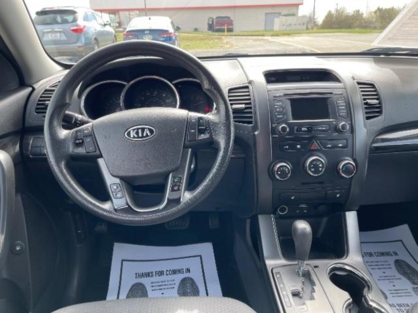 2013 Satin Metal Kia Sorento LX 2WD (5XYKT3A67DG) with an 2.4L L4 DOHC 16V engine, 6-Speed Automatic transmission, located at 1184 Kauffman Ave, Fairborn, OH, 45324, (937) 908-9800, 39.807072, -84.030914 - Photo#8