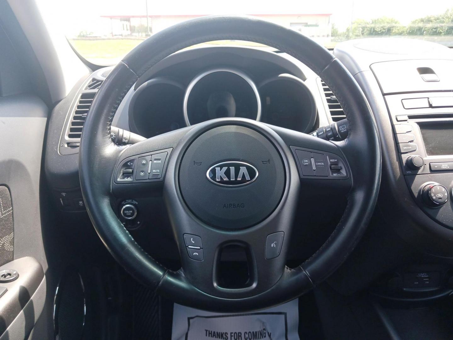 2013 Dune Kia Soul ! (KNDJT2A62D7) with an 2.0L L4 DOHC 16V engine, located at 4508 South Dixie Dr, Moraine, OH, 45439, (937) 908-9800, 39.689976, -84.218452 - Photo#15