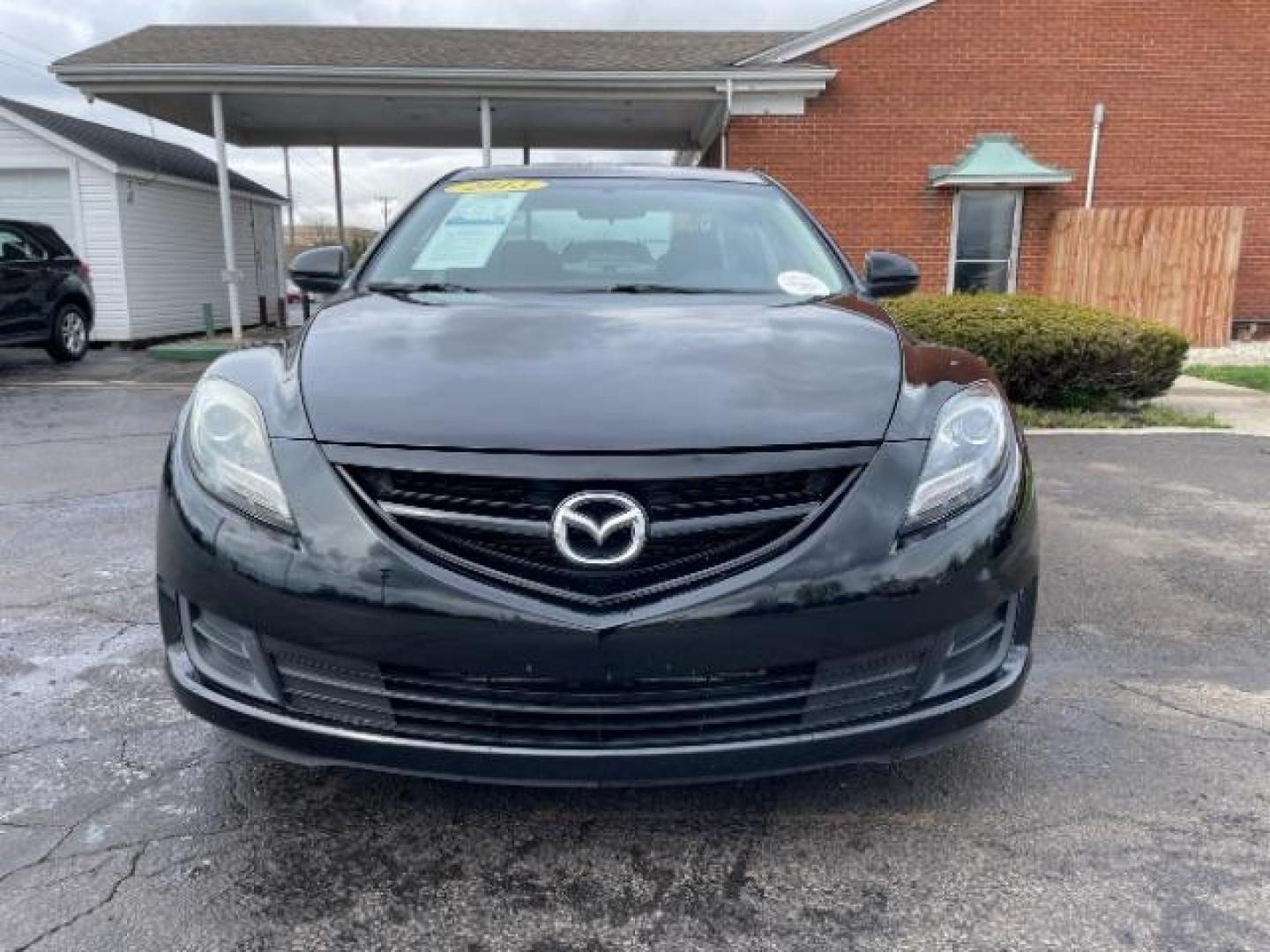 2013 Ebony Black Mazda Mazda6 i Sport (1YVHZ8BH8D5) with an 2.5L L4 DOHC 16V engine, 6-Speed Automatic transmission, located at 4508 South Dixie Dr, Moraine, OH, 45439, (937) 908-9800, 39.689976, -84.218452 - Photo#4