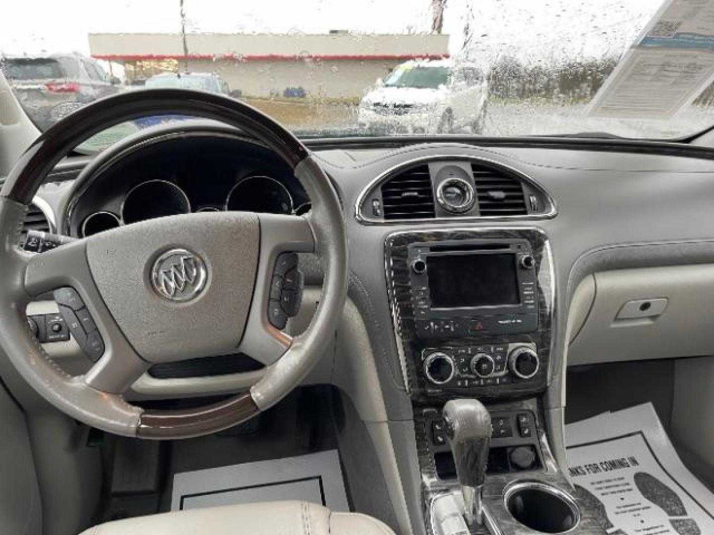 2014 Quicksilver Metallic Buick Enclave Leather FWD (5GAKRBKD4EJ) with an 3.6L V6 DOHC 24V engine, 6-Speed Automatic Overdrive transmission, located at 1951 S Dayton Lakeview Rd., New Carlisle, OH, 45344, (937) 908-9800, 39.890999, -84.050255 - Photo#8