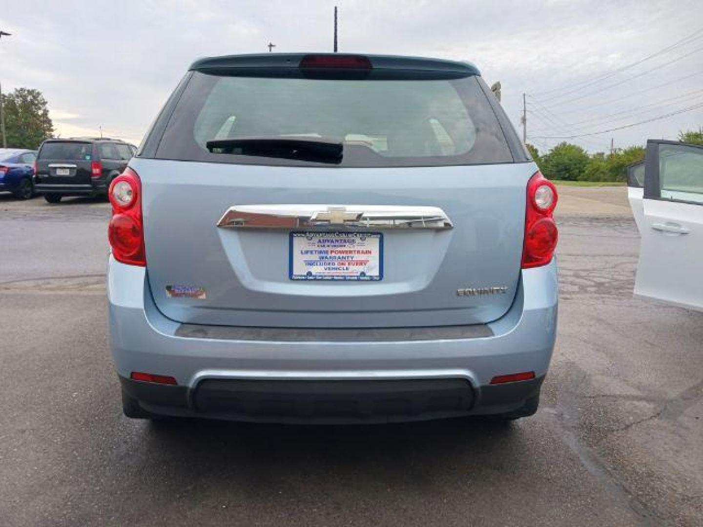 2014 Atlantis Blue Metallic Chevrolet Equinox LS 2WD (2GNALAEK6E6) with an 2.4L L4 DOHC 16V FFV engine, 6-Speed Automatic transmission, located at 1184 Kauffman Ave, Fairborn, OH, 45324, (937) 908-9800, 39.807072, -84.030914 - Photo#5