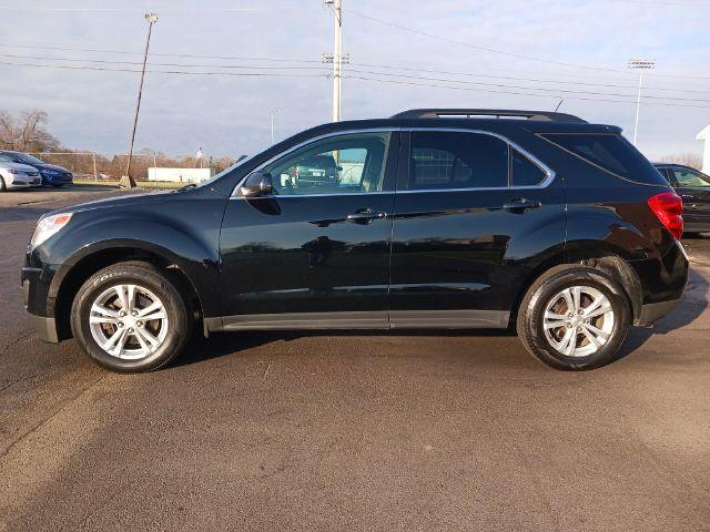 2014 Black Chevrolet Equinox 1LT 2WD (2GNALBEK1E6) with an 2.4L L4 DOHC 16V FFV engine, 6-Speed Automatic transmission, located at 4508 South Dixie Dr, Moraine, OH, 45439, (937) 908-9800, 39.689976, -84.218452 - Photo#3