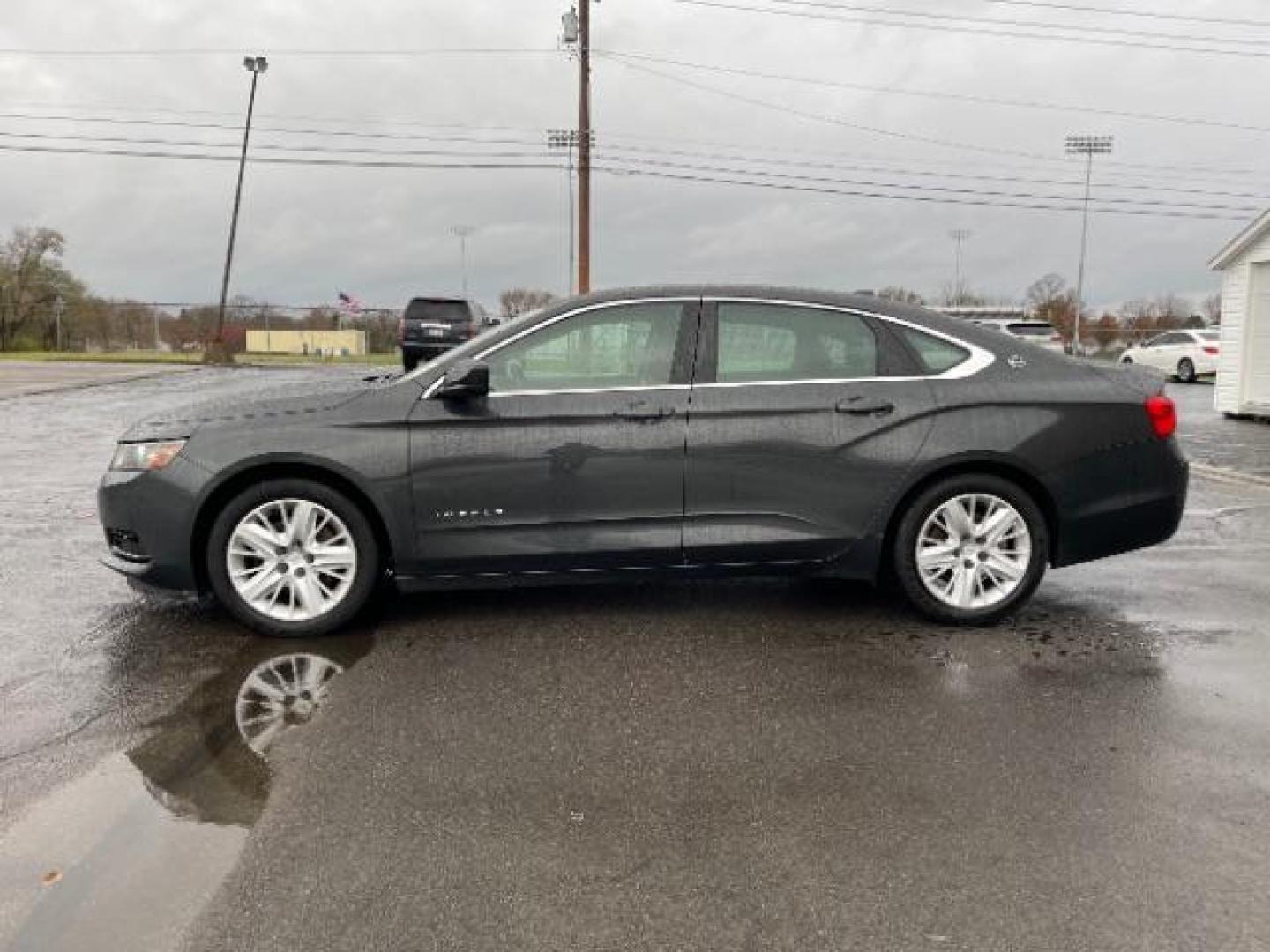 2014 Ashen Gray Metallic Chevrolet Impala LS (1G11Y5SL7EU) with an 2.5L L4 DOHC 16V engine, 6-Speed Automatic transmission, located at 1230 East Main St, Xenia, OH, 45385, (937) 908-9800, 39.688026, -83.910172 - Photo#2