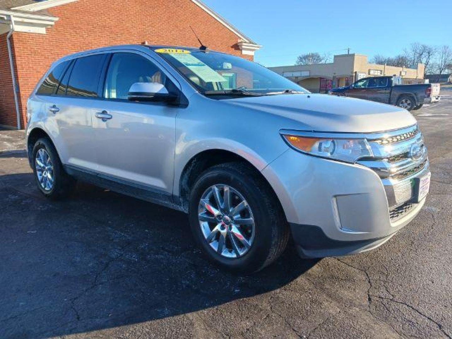 2014 Ingot Silver Metallic Ford Edge SEL AWD (2FMDK4JC8EB) with an 3.5L V6 DOHC 24V engine, 6-Speed Automatic transmission, located at 1184 Kauffman Ave, Fairborn, OH, 45324, (937) 908-9800, 39.807072, -84.030914 - Photo#0