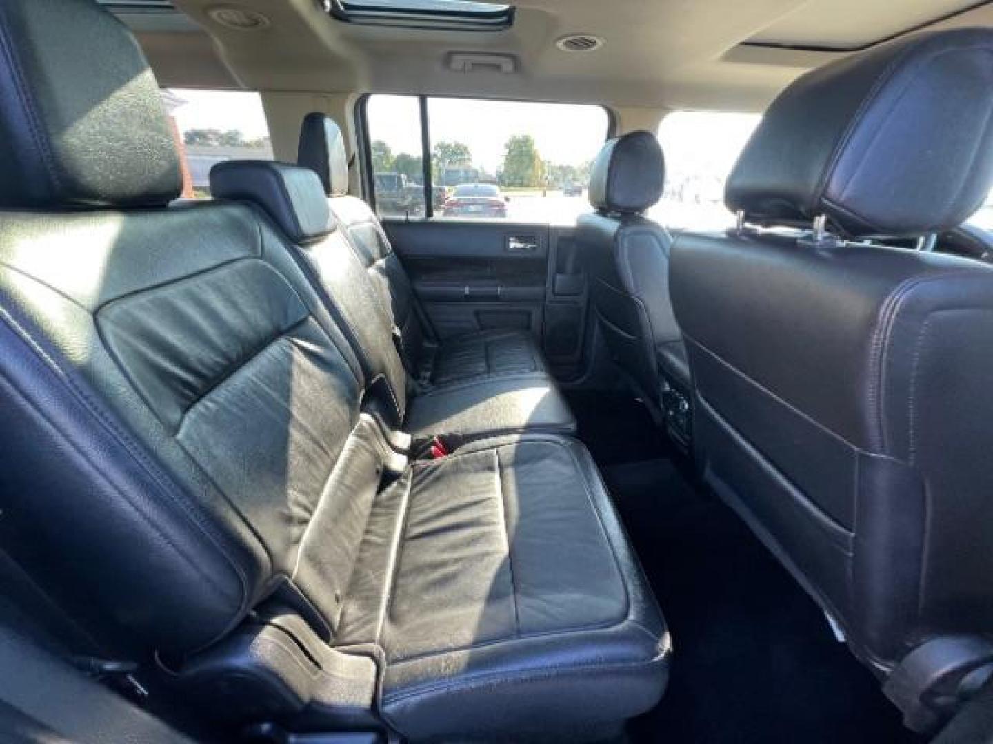 2014 Ingot Silver Metallic Ford Flex SEL FWD (2FMGK5C88EB) with an 3.5L V6 DOHC 24V engine, 6-Speed Automatic Overdrive transmission, located at 880 E. National Road, Vandalia, OH, 45377, (937) 908-9800, 39.891918, -84.183594 - Photo#9